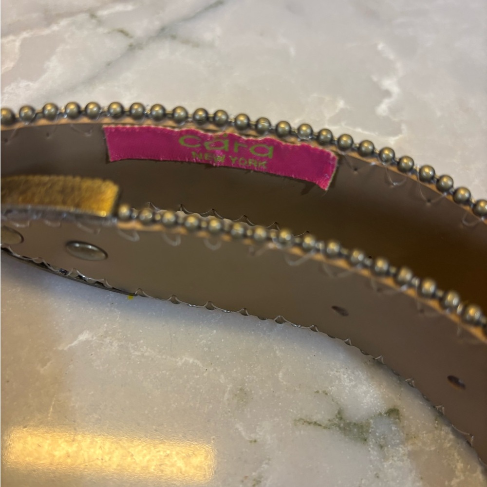 Elegant Gold and Black Embellished Belt - Picture 3 of 4